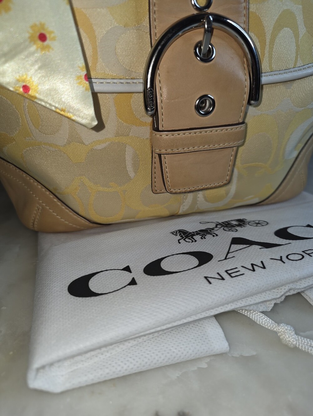 Rare Vintage Coach Soho In Optic Yellow W/ Leather Trim (2004) -Dustbag Included - Picture 13 of 16